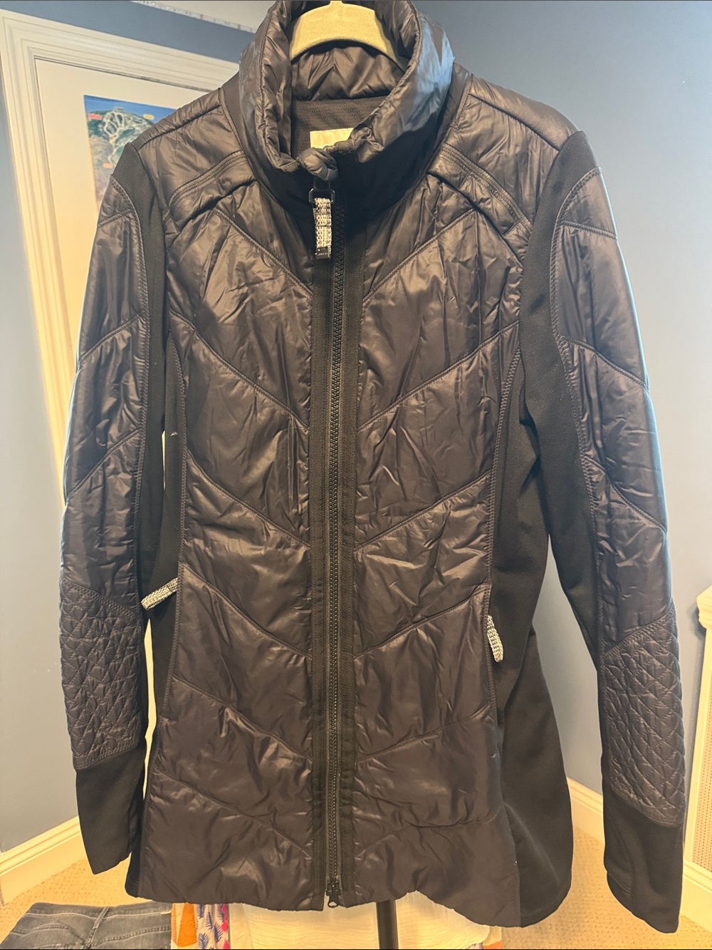 Athleta fitted Mid-Weight Quilted Jacket w/ primaloft